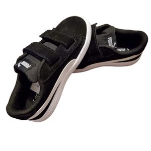 Little Boys Puma Shoes (Sz 9c)